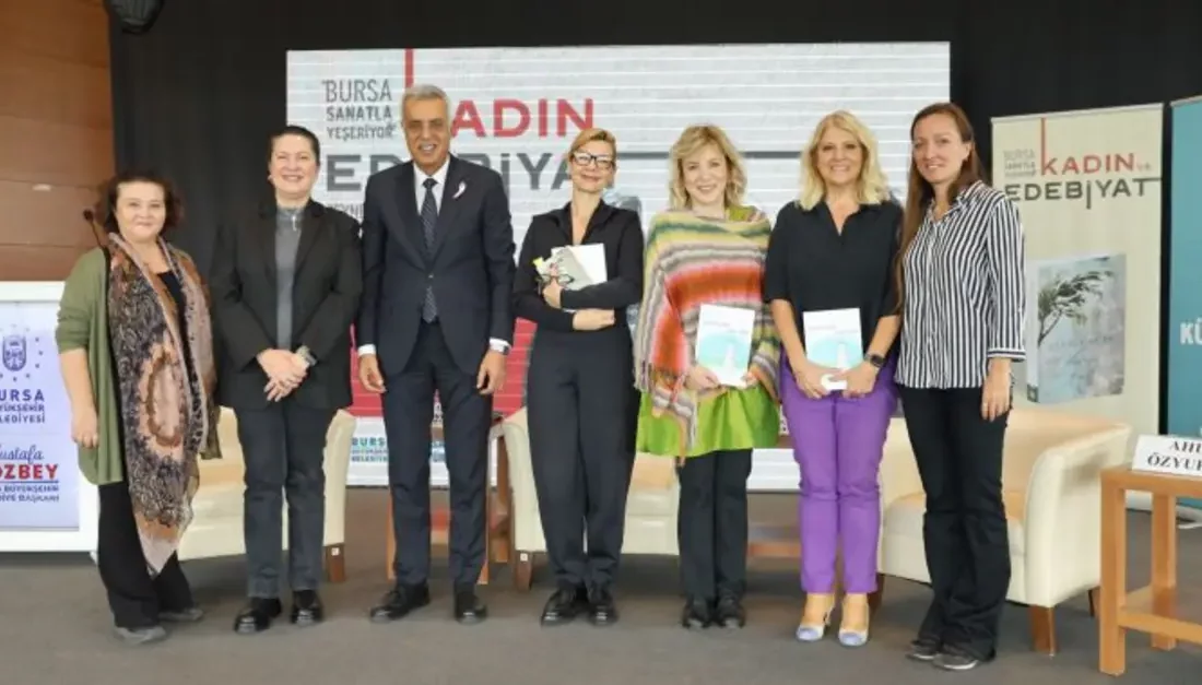 Büyükşehir Belediyesi tarafından ‘Bursa Sanatla Yeşeriyor’ başlığıyla başlatılan ‘Kadın ve