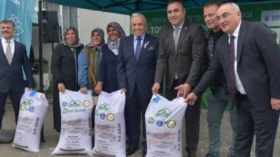 Bursa’da tohumdan hasada her zaman çiftçinin yanında olan Büyükşehir Belediyesi,