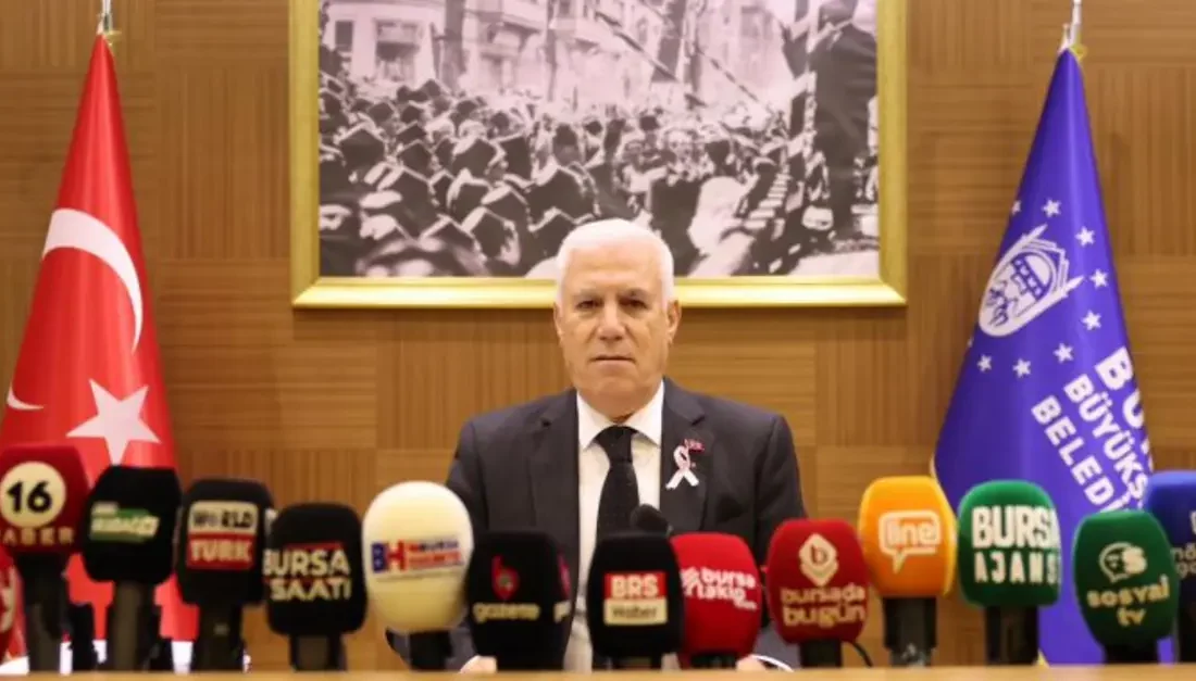 Bursa Büyükşehir Belediye Başkanı Mustafa Bozbey, suyun hiçbir zaman siyaset