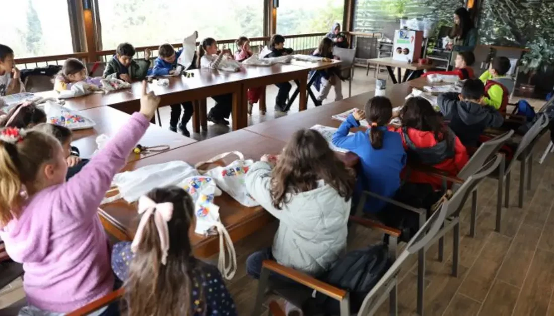 Bursa Büyükşehir Belediyesi’nin düzenlediği "Küçük Kaşifler Leylek Köy Göl Evi’nde"