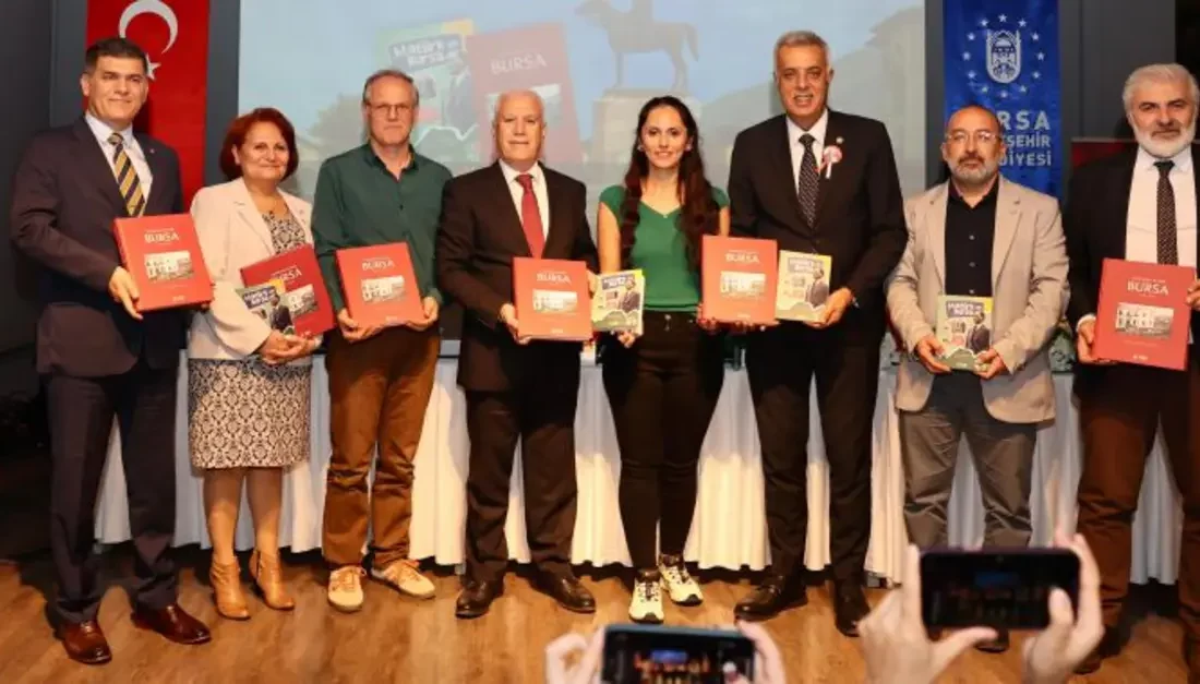 Cumhuriyet coşkusunu kültürel bir kazanıma dönüştüren Büyükşehir Belediyesi, Bursanın tarihine
