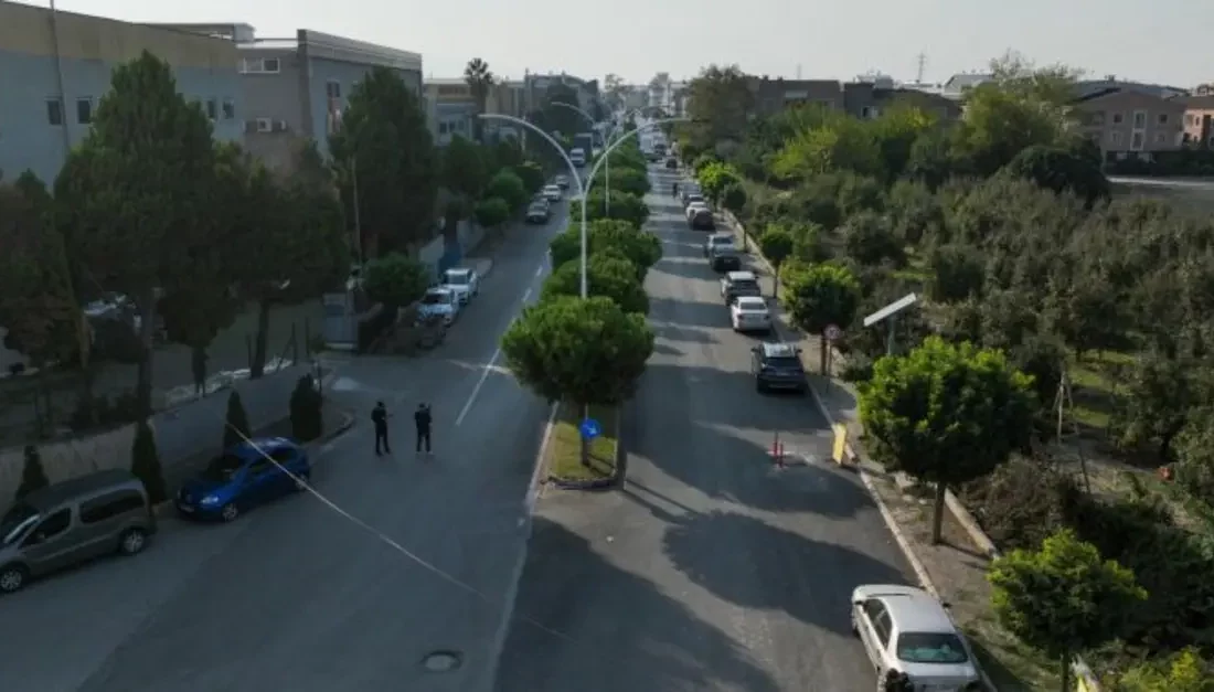 Bursa Büyükşehir Belediyesinin Gürsu da yürüttüğü asfalt yenileme ve yol