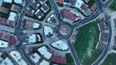 Bursada kent merkezinin yanı sıra ilçelerdeki cadde ve sokakları da