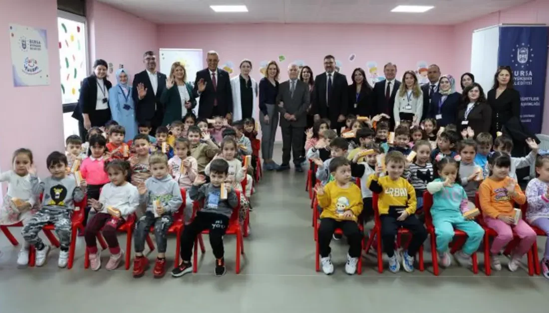 Bursa Büyükşehir Belediyesinin Bursa Yuvam Çocuk Etkinlik Merkezlerinde eğitim gören