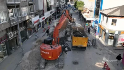 Bursanın altyapısını güçlendirmek ve yaşam kalitesini yükseltmek adına çalışmalarını sürdüren