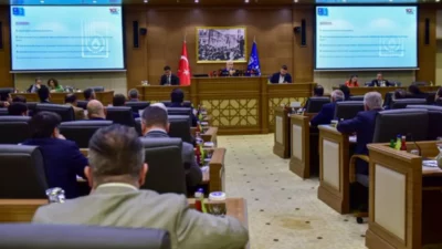 BUSKİ Genel Müdürlüğü Genel Kurulu’nda konuşan Bursa Büyükşehir Belediye Başkanı