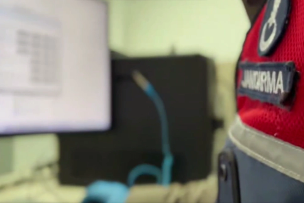 Jandarma’nın “nitelikli dolandırıcılık, yasa dışı bahis ve banka kartı” operasyonunda