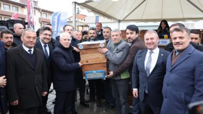 Kırsalda üretimi büyütmeyi, emeği yerinde güçlendirmeyi hedefleyen Bursa Büyükşehir Belediyesi,