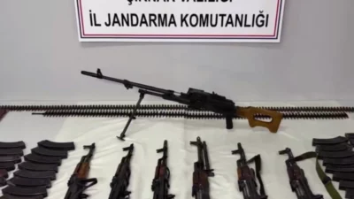 Jandarma Genel Komutanlığı tarafından 27 ilde düzenlenen operasyonlarda 1 kaçak