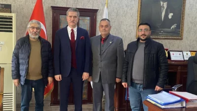 Ortadoğu Gazeteciler Cemiyeti Genel Başkanı Nihat Aydın ve beraberindeki heyet,