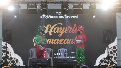 Ankara'da Keçiören Belediye Başkanı Dr. Mesut Özarslan, Kalaba Kent Meydanı’nda