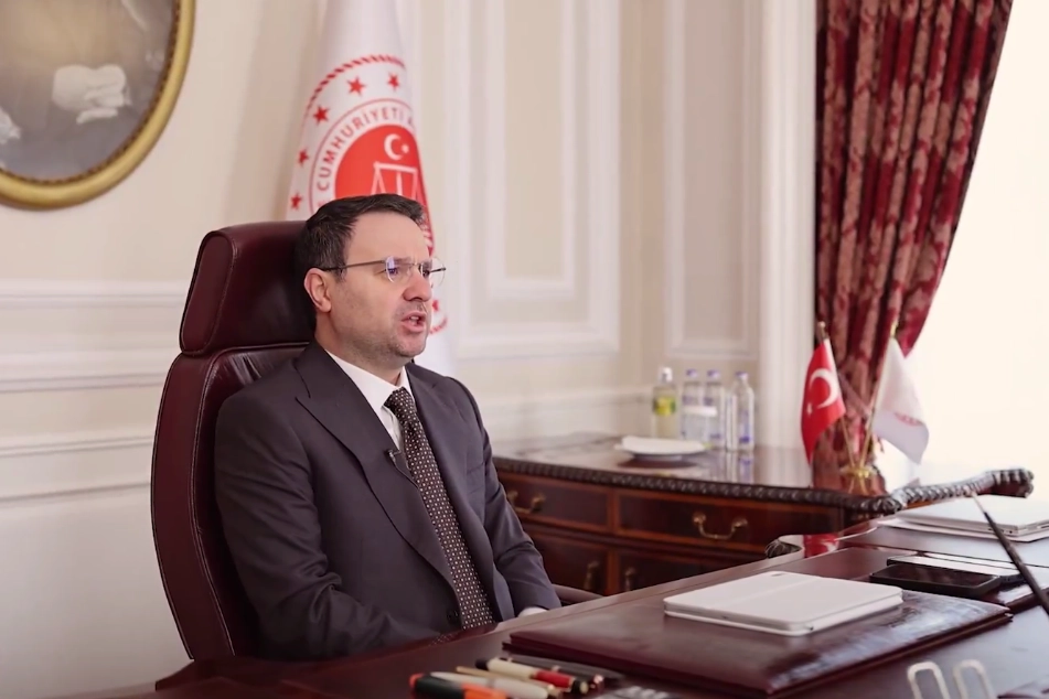 Adalet Bakanı Akın Gürlek, hâkim, savcı, avukat ve adalet personeline