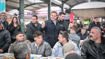Balıkesir Büyükşehir Belediye Başkanı Ahmet Akın, Ramazan’ın bereketini hemşehrileriyle paylaşmaya