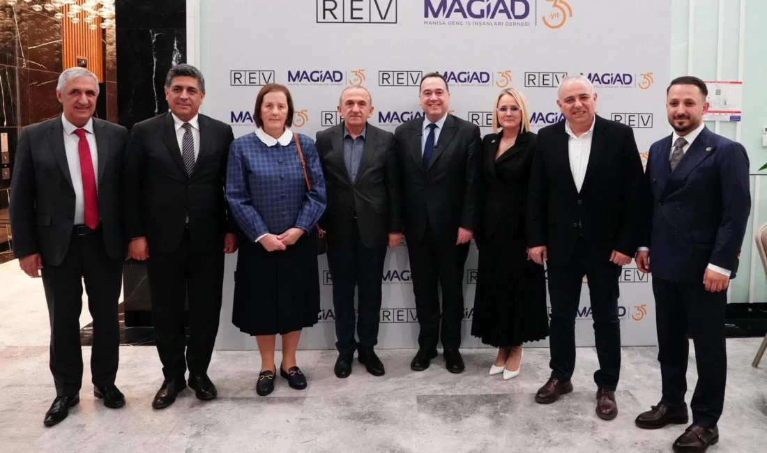 Manisa Büyükşehir Belediye Başkanı Besim Dutlulu, MAGİAD’ın iftar programında iş