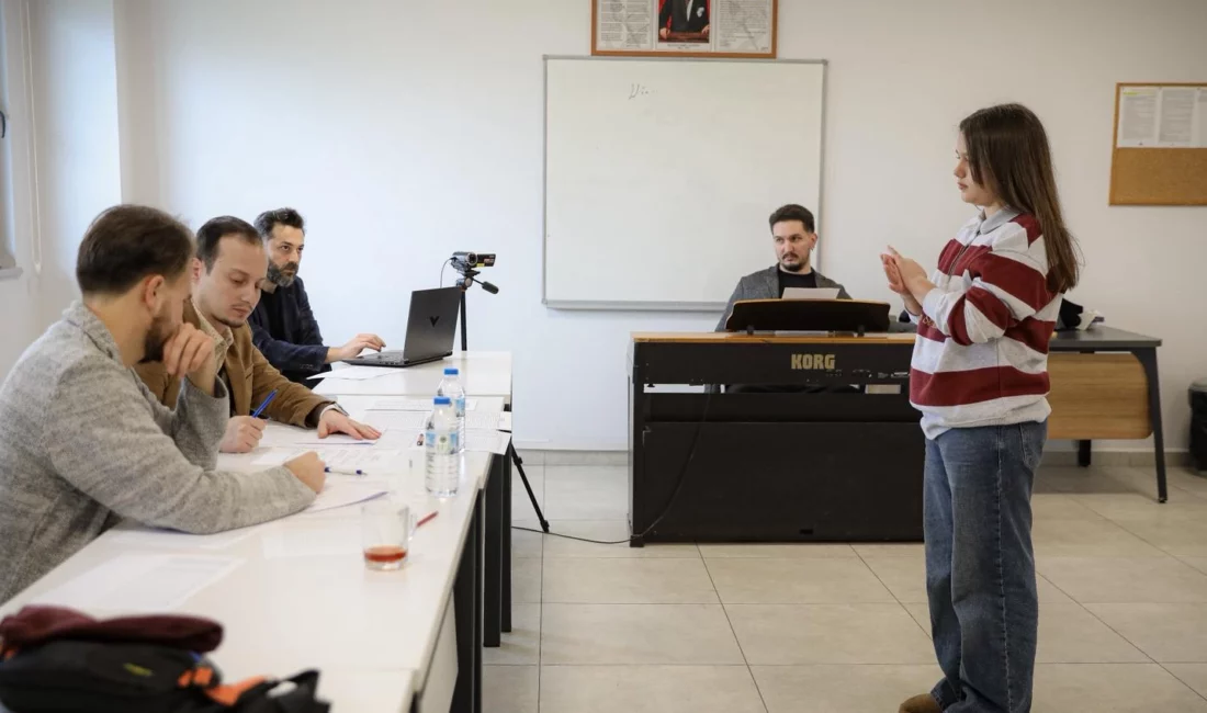 Bursa Büyükşehir Belediyesi’nin keman ve çello eğitimi için düzenlediği yetenek