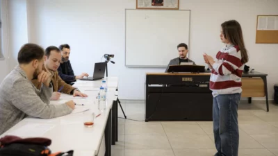 Bursa Büyükşehir Belediyesi’nin keman ve çello eğitimi için düzenlediği yetenek