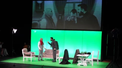 Bursa Büyükşehir Belediyesi Şehir Tiyatrosu, Albert Camus’nün kaleme aldığı, bireysel