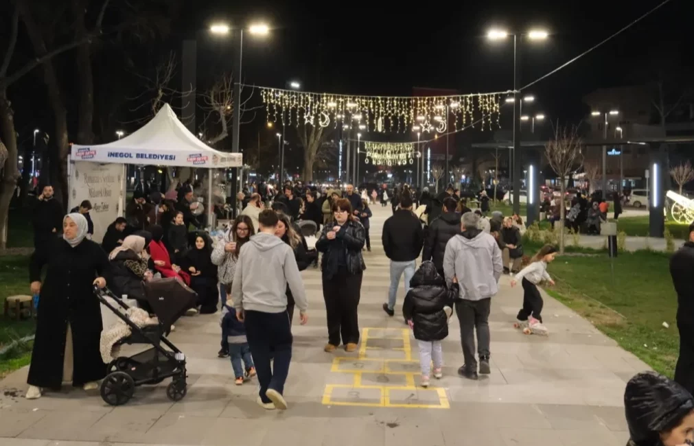 Bursa İnegöl Belediyesi, Ramazan ayının manevi atmosferini düzenlediği programlarla ilçe