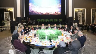 Bursa’nın İnegöl ilçesinde Ramazan ayının ilk iftarında ilçe protokolü, şehit