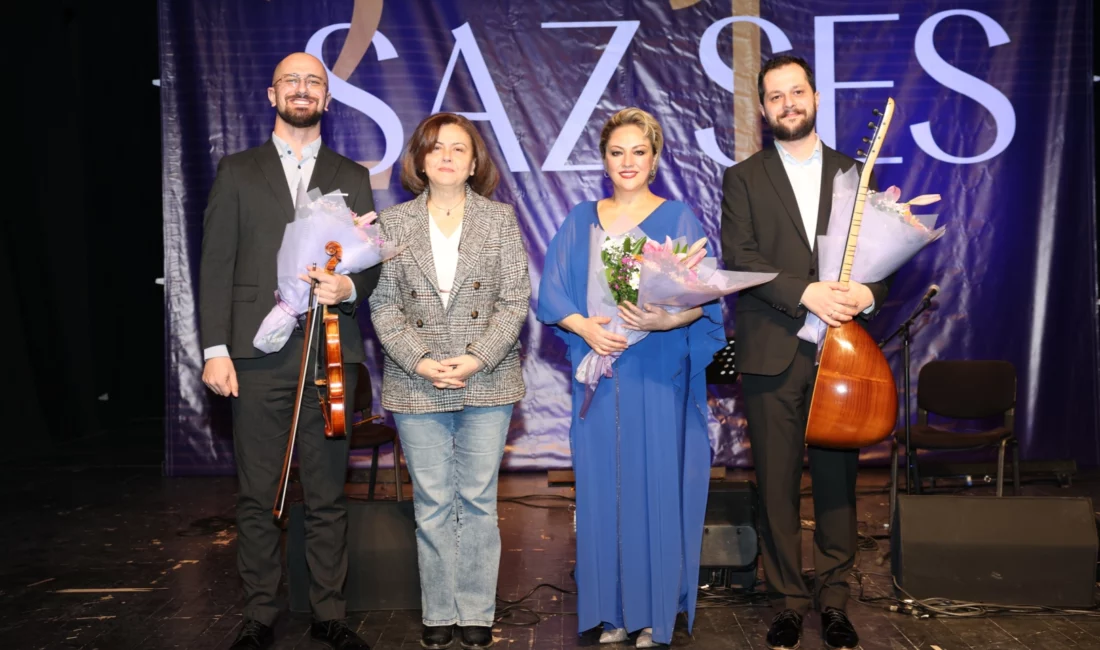 Bursa'da Nilüfer Belediyesi’nin düzenlediği 2Saz 1Ses “Ustalara Saygı Konserleri” serisinin