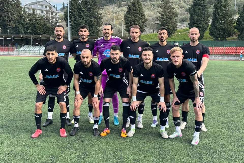 Son haftalarda yaşanan hakem kararlarına tepki gösteren Darıca Türkelispor Kulübü,