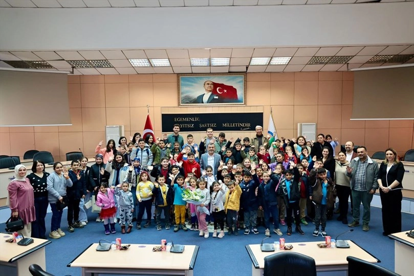 Denizli Büyükşehir Belediyesi, sosyal belediyecilik anlayışında çıtayı yükselterek dezavantajlı ailelerin