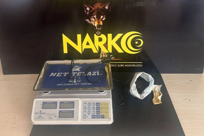 Düzce Cumhuriyet Başsavcılığı koordinesinde Narkotik Suçlarla Mücadele Şube Müdürlüğü ekiplerince,