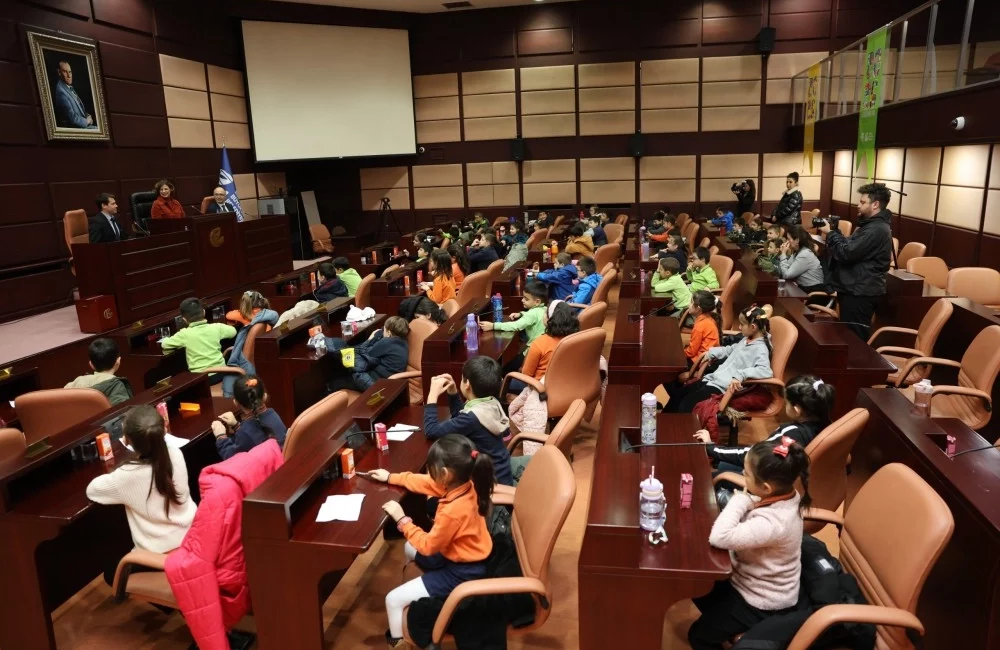 Eskişehir’de Cengiz Topel İlkokulu 2-A ve 2-D sınıfı öğrencileri ile