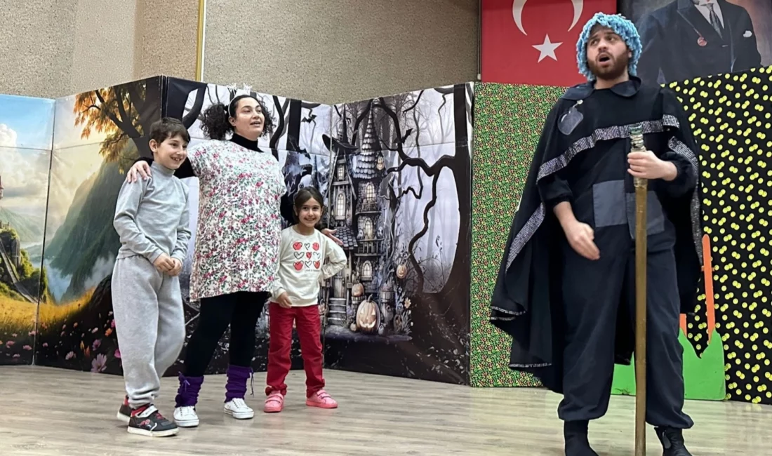 Gölcük Belediyesi, Şubat ayında düzenlediği birbirinden eğlenceli çocuk tiyatrosu etkinlikleriyle