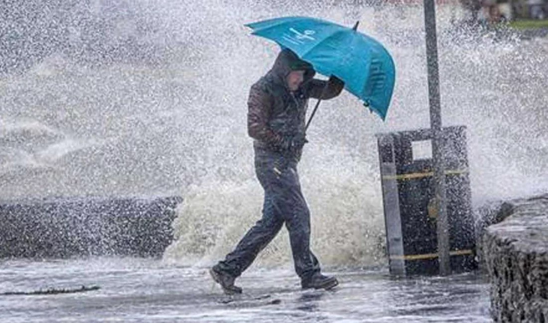 Meteoroloji Genel Müdürlüğü, Van hariç yurt genelinde yağış beklendiğini açıkladı.