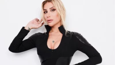 Ünlü iletişim danışmanı Özgür Aras, sanatçısı İrem Derici için Akademetre