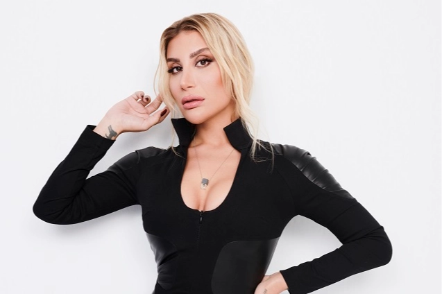 Ünlü iletişim danışmanı Özgür Aras, sanatçısı İrem Derici için Akademetre