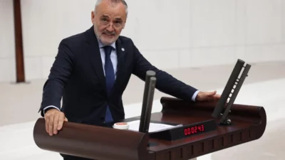 Akalın, İsrail Ordusunda görev aldığı iddia edilen Türkiye ve diğer