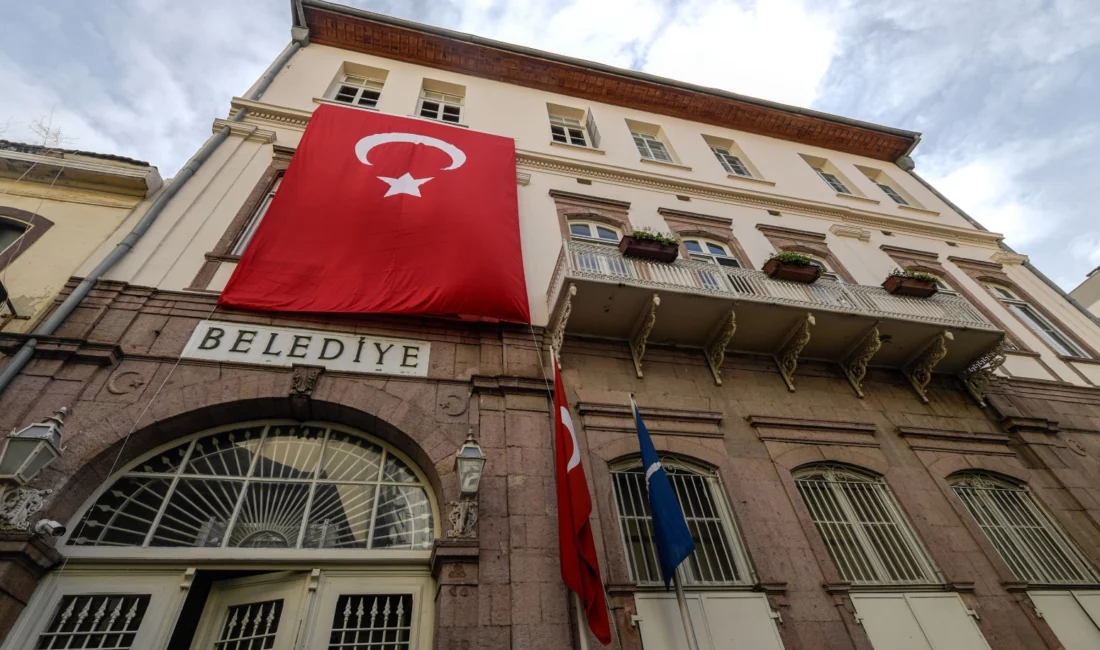 İzmir Büyükşehir Belediyesi, mülkiyetindeki bazı taşınmazların Vakıflar Genel Müdürlüğü tarafından