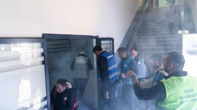 İzmir Büyükşehir Belediyesi, çalışanlarına acil durum bilinci kazandırmak ve olası