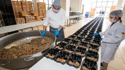 İzmir Büyükşehir Belediyesi, ramazan ayında birlikteliği, bereketi, dayanışmayı büyütmek için