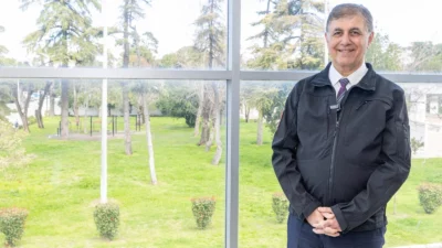 İzmir'de görme engellilere özel bölüm, dijital çalışma alanları ve sosyal