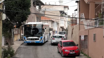 İzmir Büyükşehir Belediyesi, Konak Çobançeşme’de vatandaşlardan gelen talep doğrultusunda önce