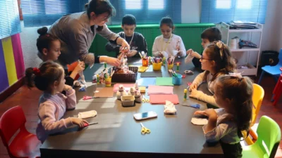 İzmit Oyuncak Müzesi’nin Ramazan’a özel “İftardan Sonra Müzedeyiz” etkinlikleri, çocukları