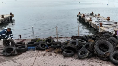 Kocaeli Büyükşehir Belediyesi, Körfez Tütünçiftlik Sahili’nde yapılan dalış çalışmalarıyla deniz
