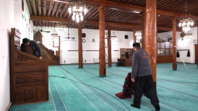 Kayseri Melikgazi Belediyesi, vatandaşların ramazan ayında daha temiz ve huzurlu