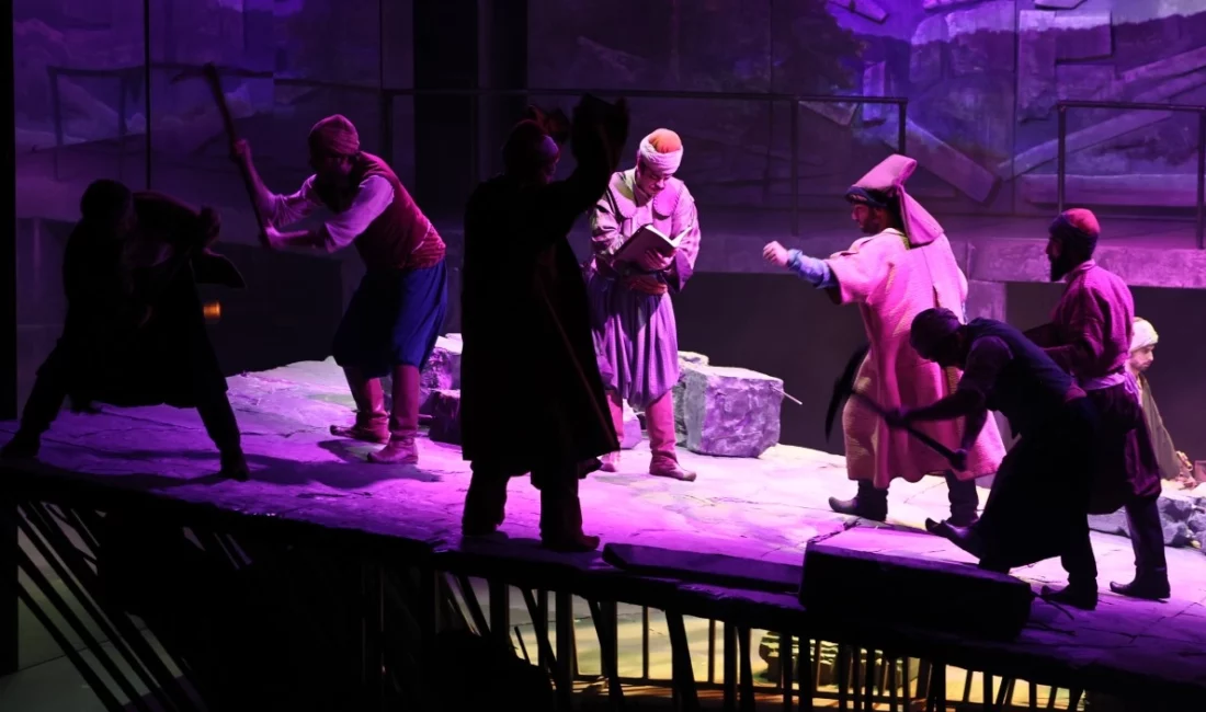 Kocaeli Büyükşehir Belediyesi, kültür ve sanata verdiği önemi şehir sınırlarının