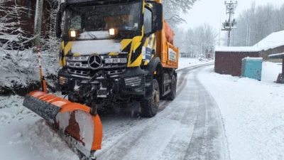 Kocaeli Büyükşehir Belediyesi, yüksek kesimlerde etkili olan soğuk ve kar