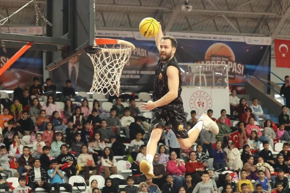 Kocaeli Büyükşehir Belediyesi tarafından her yıl düzenlenen ve basketbol tutkunu