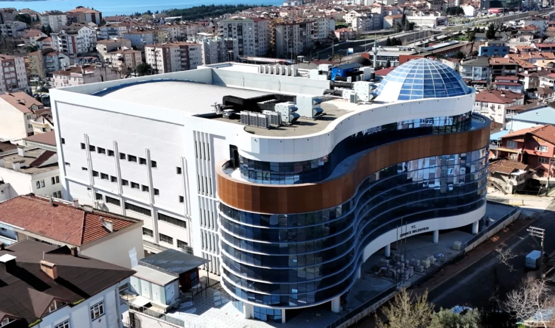 Kocaeli Büyükşehir Belediyesi, Derince’de yarım kalan Anadolu Kültür Sanat ve Kongre