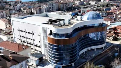 Kocaeli Büyükşehir Belediyesi, Derince’de yarım kalan Anadolu Kültür Sanat ve Kongre