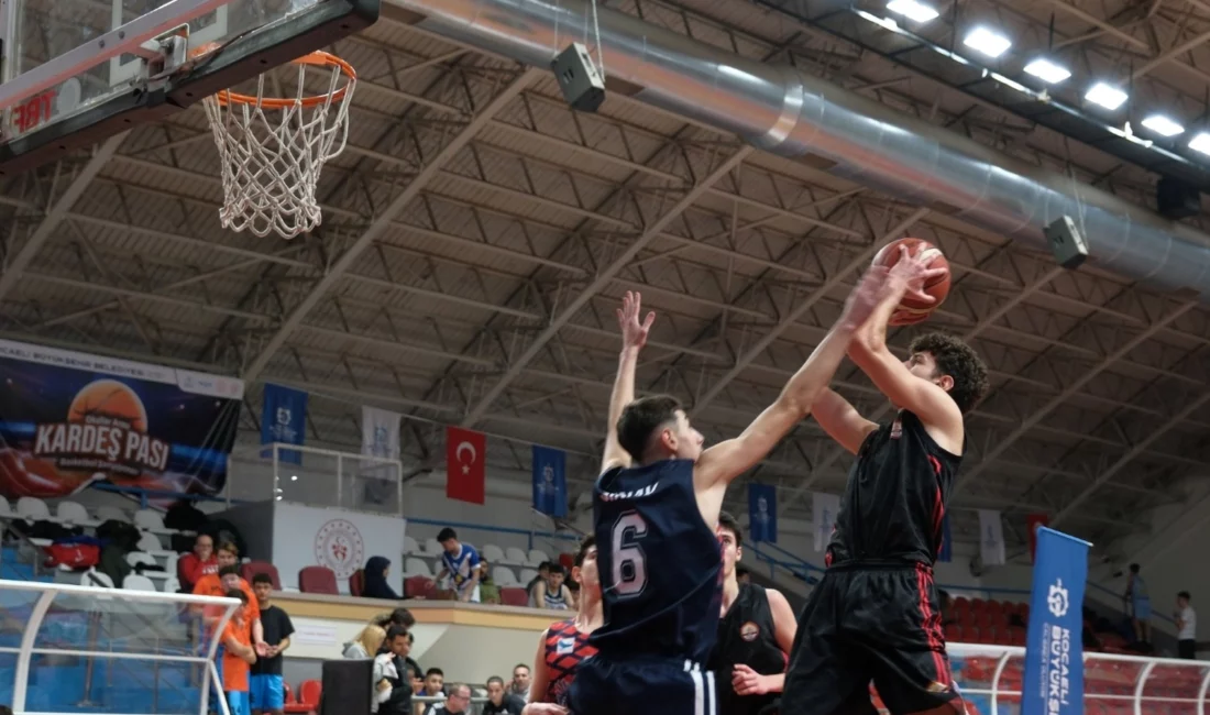 Kocaeli Büyükşehir Belediyesi tarafından bu yıl 6’ncısı düzenlenen Okullar Arası