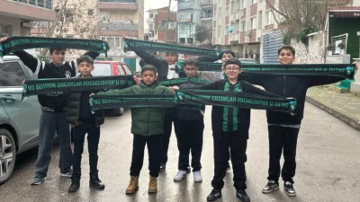 Kocaelispor’un Gaziantep FK galibiyetinde ilk gol haberini sokakta duyduklarında oyunu