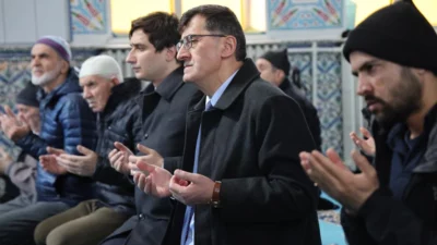 Kütahya'da, Belediye ve Gaziler Derneği işbirliğiyle şehitler ve gaziler için