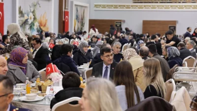 Kütahya’da Ramazan ayının ilk iftarı, şehit aileleri ve gaziler onuruna